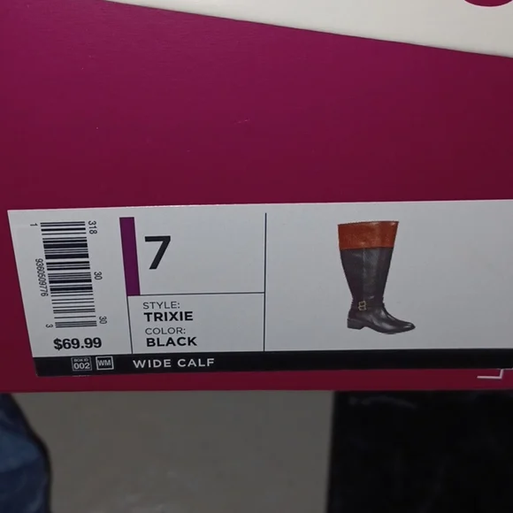 SO Black and Brown Heeled Boots - Picture 4 of 4